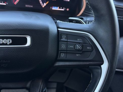 Used 2022 Jeep Grand Cherokee L Limited RWD image 26