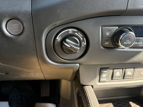 Used 2022 Nissan Frontier PRO-4X image 20