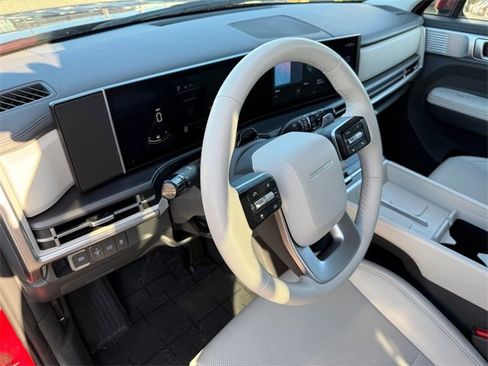 Used 2025 Hyundai Santa Fe SEL image 8