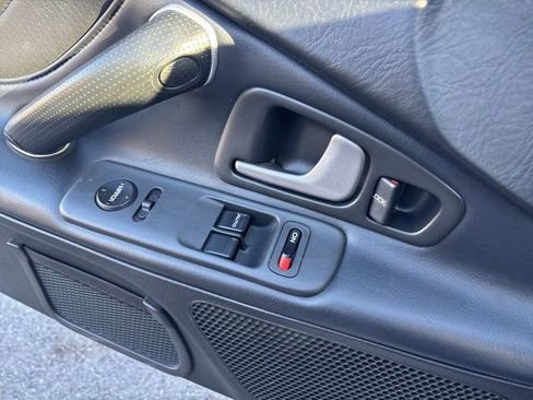 Used 2002 Honda S2000 image 22