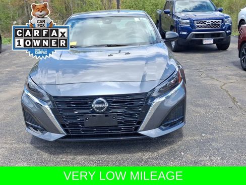 Certified 2025 Nissan Altima 2.5 S FWD image 3