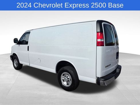 Used 2024 Chevrolet Express 2500 Work Van w/ Driver Convenience Package image 6