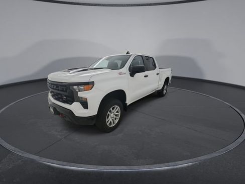 Used 2024 Chevrolet Silverado 1500 Custom Trail Boss AWD/4WD image 4