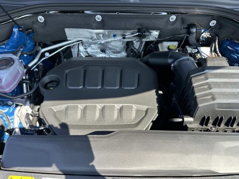 New 2026 Volkswagen Atlas Cross Sport SE image 11