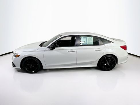 Used 2023 Honda Civic Sport image 8