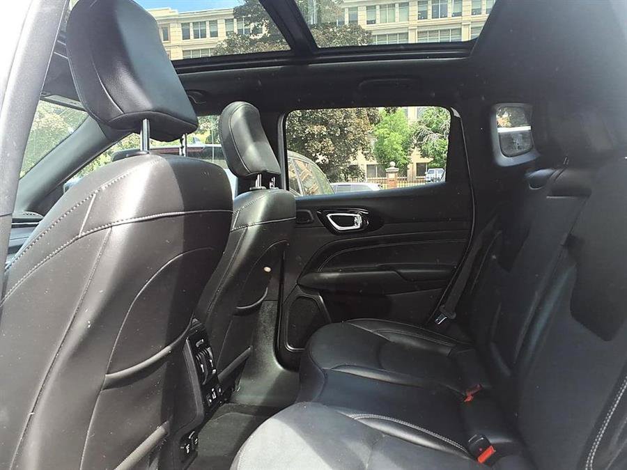 Used 2022 Jeep Compass High Altitude AWD/4WD image 12