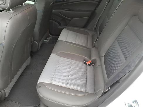 Certified 2024 Chevrolet Trax LT w/ Driver Confidence Package image 6