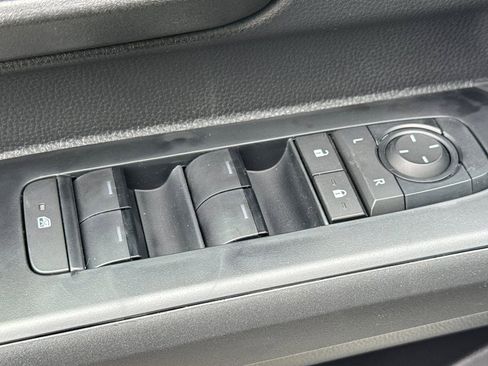 New 2026 Toyota Tacoma SR5 RWD image 12