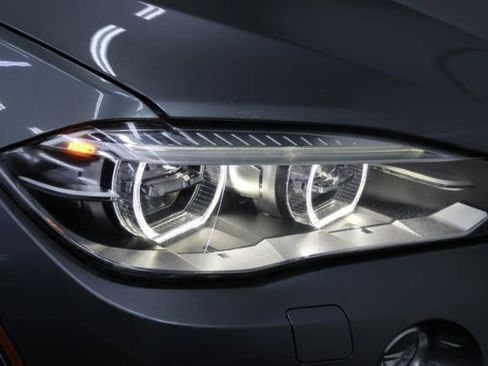 Used 2015 BMW X6 xDrive50i AWD/4WD image 35