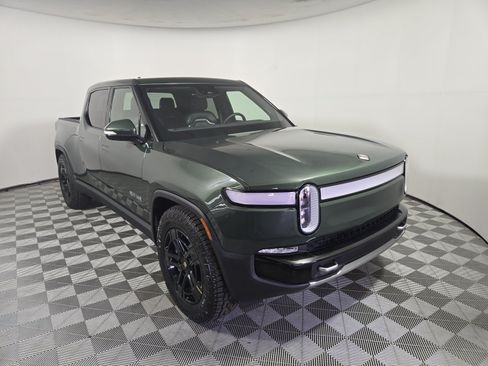 Used 2024 Rivian R1T Adventure AWD/4WD image 7