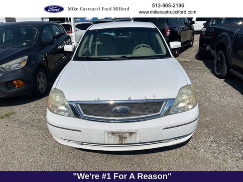 Used 2007 Ford Five Hundred SEL FWD image 2