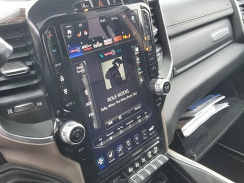 Certified 2021 RAM 2500 Laramie image 15