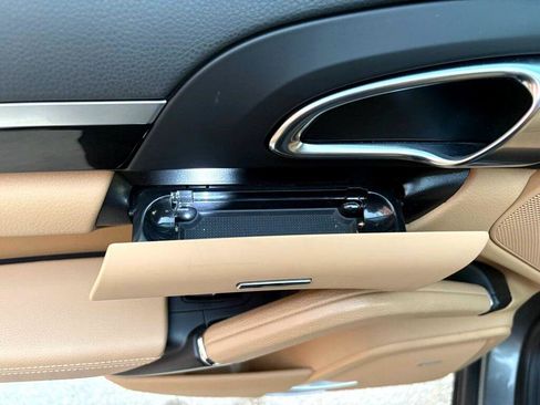 Used 2014 Porsche Cayenne AWD 4dr Manual image 45