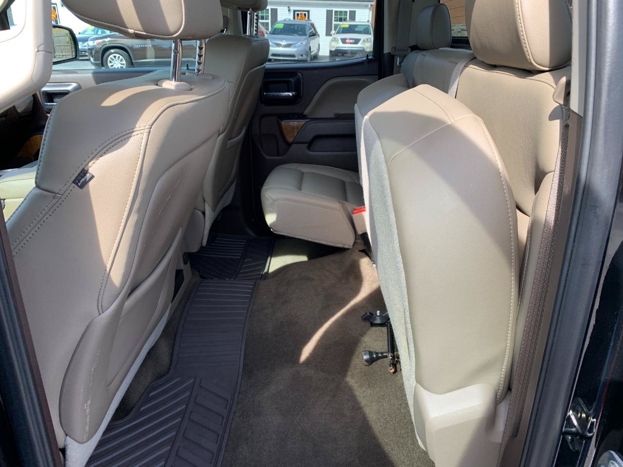 Used 2014 GMC Sierra 1500 SLT w/ SLT Preferred Package AWD/4WD image 30