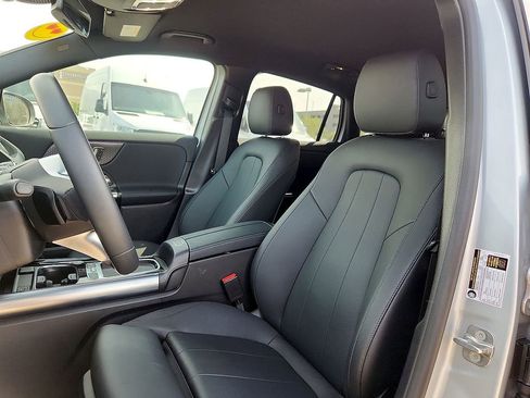New 2025 Mercedes-Benz GLA 250 image 16