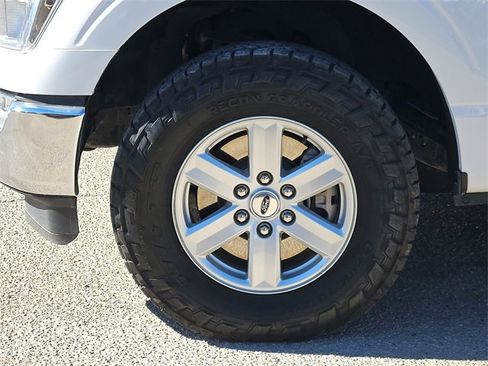 Used 2021 Ford F150 XLT w/ Trailer Tow Package image 9