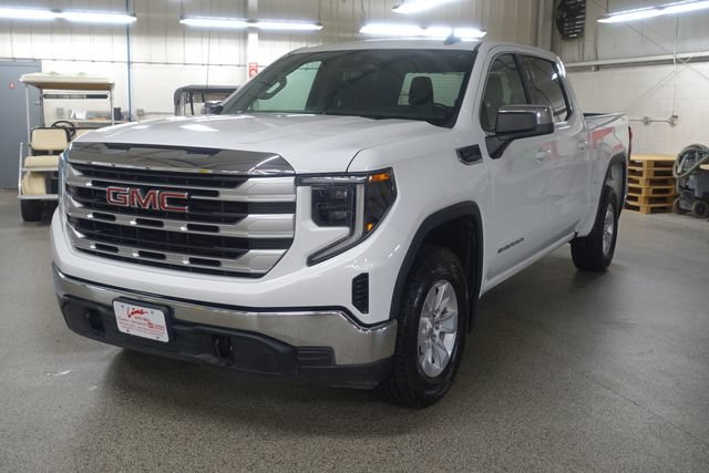 Used 2023 GMC Sierra 1500 SLE AWD/4WD image 3