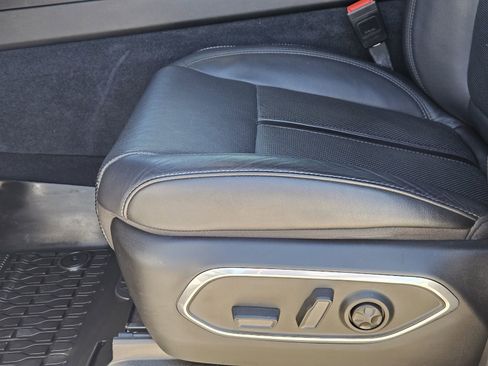 Used 2024 Jeep Wagoneer Series II image 29