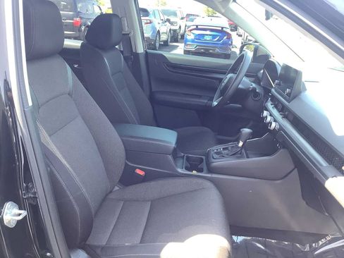Certified 2024 Honda CR-V EX image 15