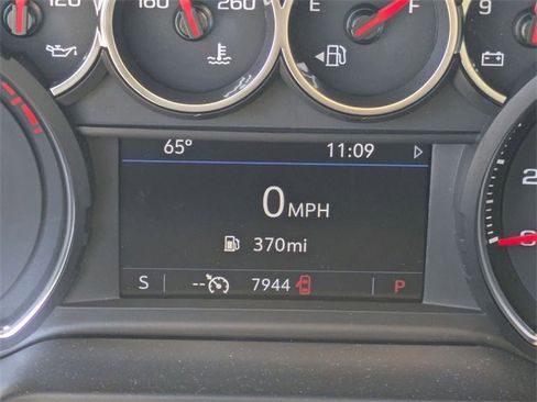 Used 2024 Chevrolet Tahoe LS image 11