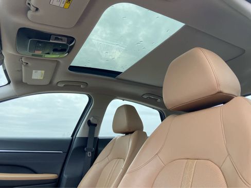 Used 2025 Hyundai Sonata Limited FWD image 34