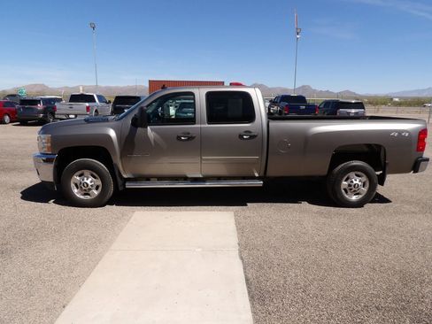 Used 2012 Chevrolet Silverado 2500 LT w/ Interior Plus Package image 5