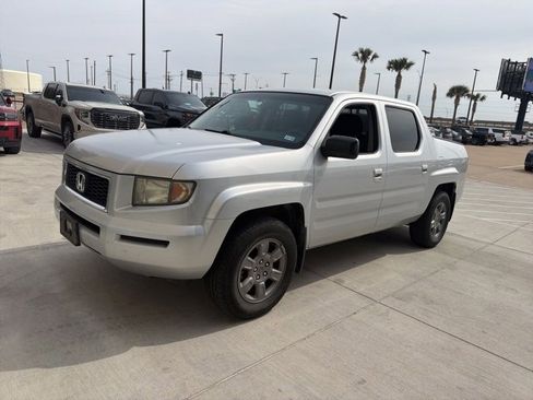 Used 2008 Honda Ridgeline RTX image 1