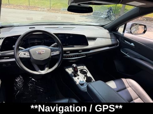 Used 2025 Cadillac XT4 Premium Luxury AWD/4WD image 12
