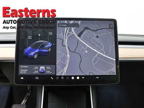 Used 2020 Tesla Model Y Long Range image 12