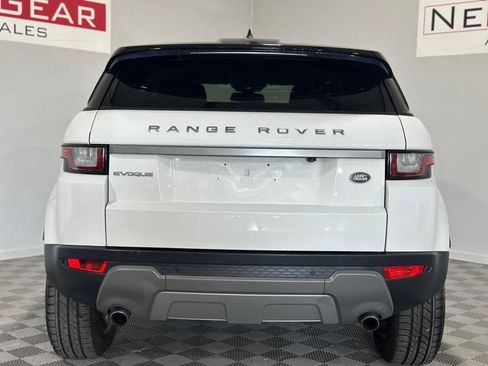 Used 2018 Land Rover Range Rover Evoque SE image 8