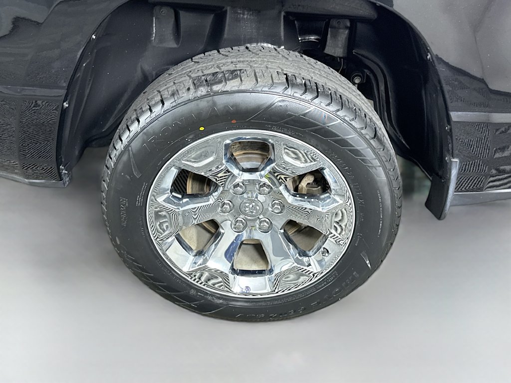 Used 2023 RAM 1500 Big Horn AWD/4WD image 35
