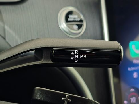 Used 2025 Mercedes-Benz C 300 4MATIC Sedan image 28