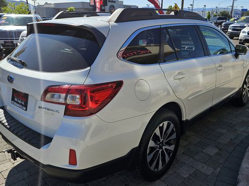 Used 2015 Subaru Outback 2.5i Limited AWD/4WD image 8