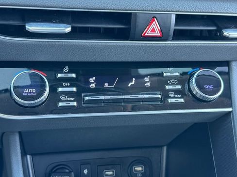Used 2022 Hyundai Sonata Limited FWD image 27