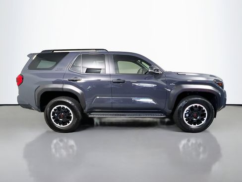 Used 2025 Toyota 4Runner TRD Off-Road AWD/4WD image 3