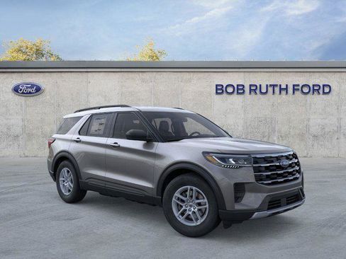 New 2026 Ford Explorer Active AWD/4WD image 2