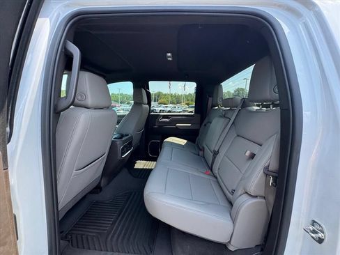 Used 2024 Chevrolet Silverado 3500 LTZ w/ LTZ Convenience Package AWD/4WD image 12