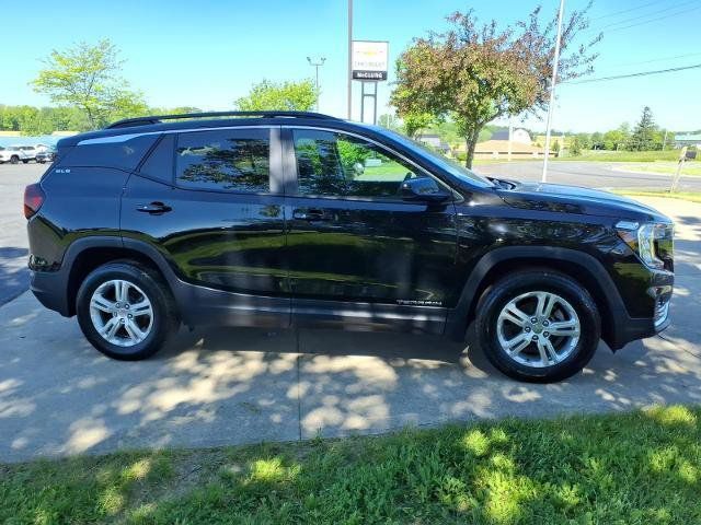 Used 2024 GMC Terrain SLE w/ Driver Convenience Package AWD/4WD image 4