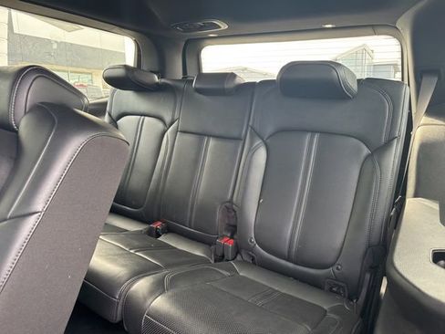 Used 2022 Jeep Wagoneer Series II image 16