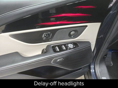 Certified 2024 Lincoln Nautilus Premier w/ Equipment Group 102A image 19