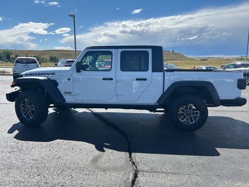 New 2025 Jeep Gladiator Mojave w/ Steel Bumper Group AWD/4WD image 8