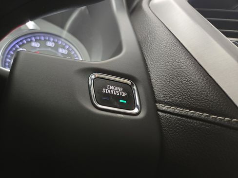 Certified 2023 GMC Acadia SLE image 27