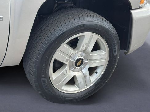 Used 2009 Chevrolet Silverado 1500 LS RWD image 10