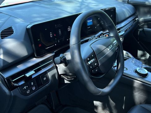 New 2026 Kia Sportage EX AWD/4WD image 21
