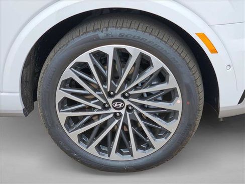New 2026 Hyundai Palisade Calligraphy FWD image 7