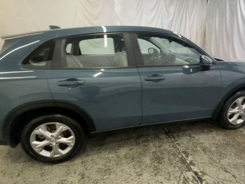 Certified 2025 Honda HR-V LX image 9