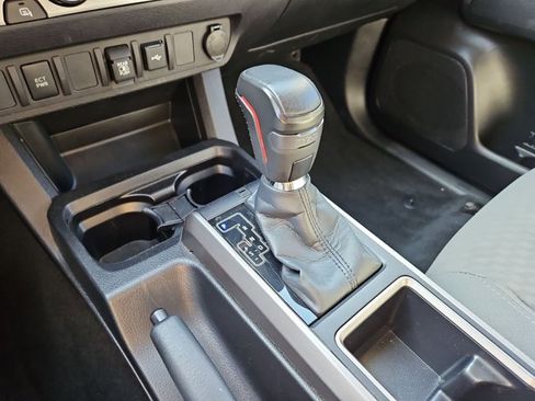 Used 2023 Toyota Tacoma SR5 RWD image 12