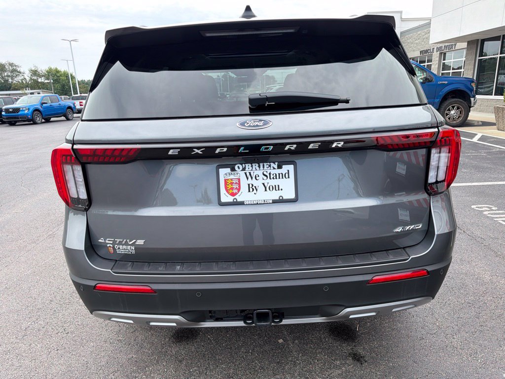 New 2026 Ford Explorer Active w/ Active Comfort Package AWD/4WD image 4