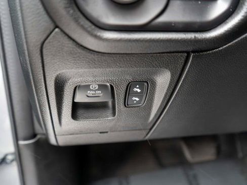 Used 2022 RAM 1500 Laramie AWD/4WD image 24