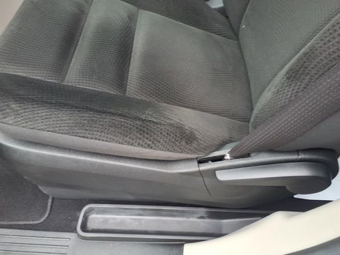 Used 2017 Dodge Grand Caravan SE w/ Power Window Group FWD image 11